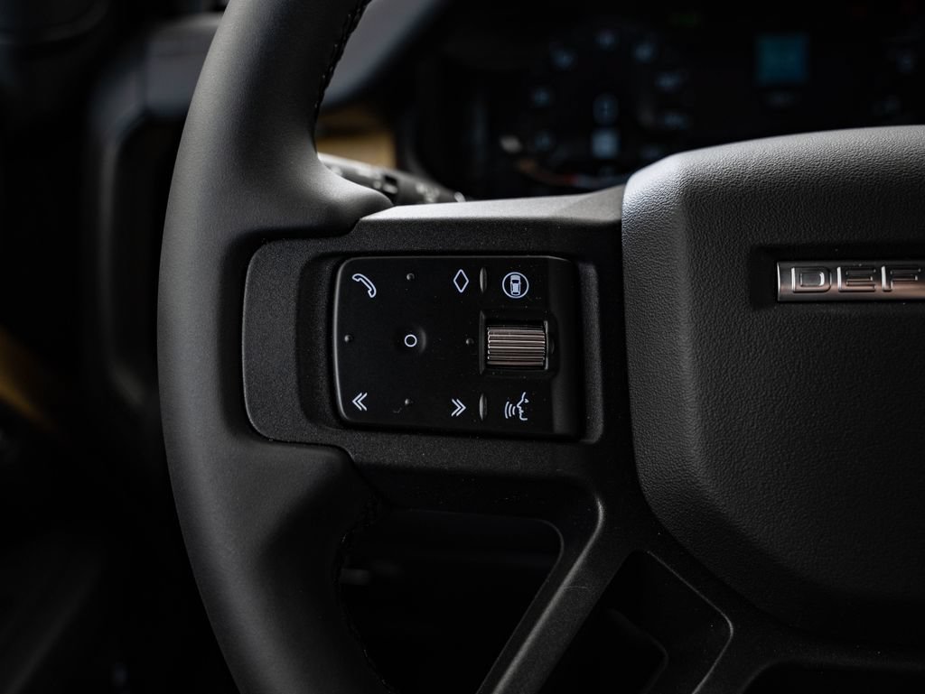 New 2026 Land Rover Defender 110 Trophy Edition AWD/4WD image 31