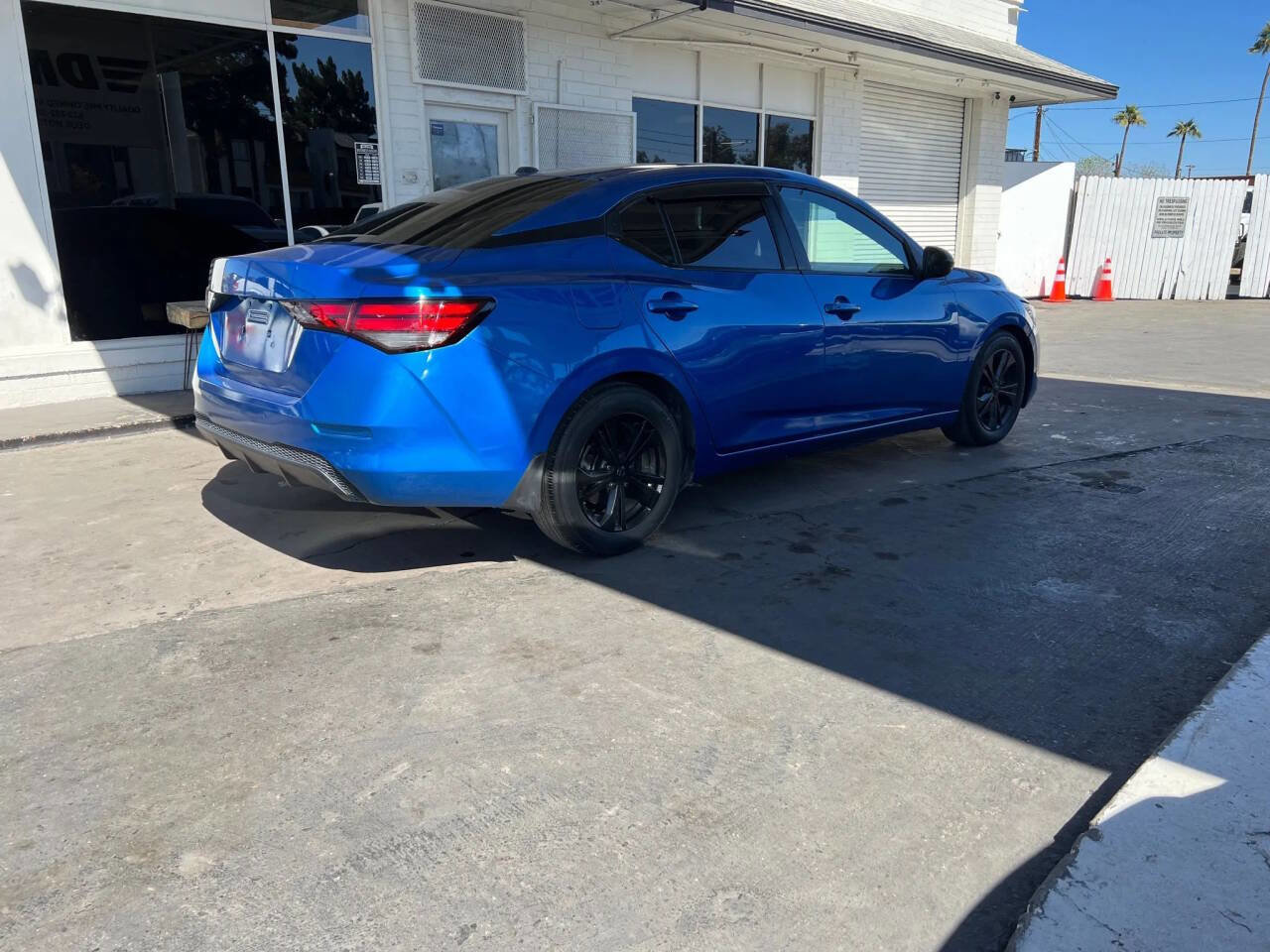 Used 2021 Nissan Sentra SV FWD image 3