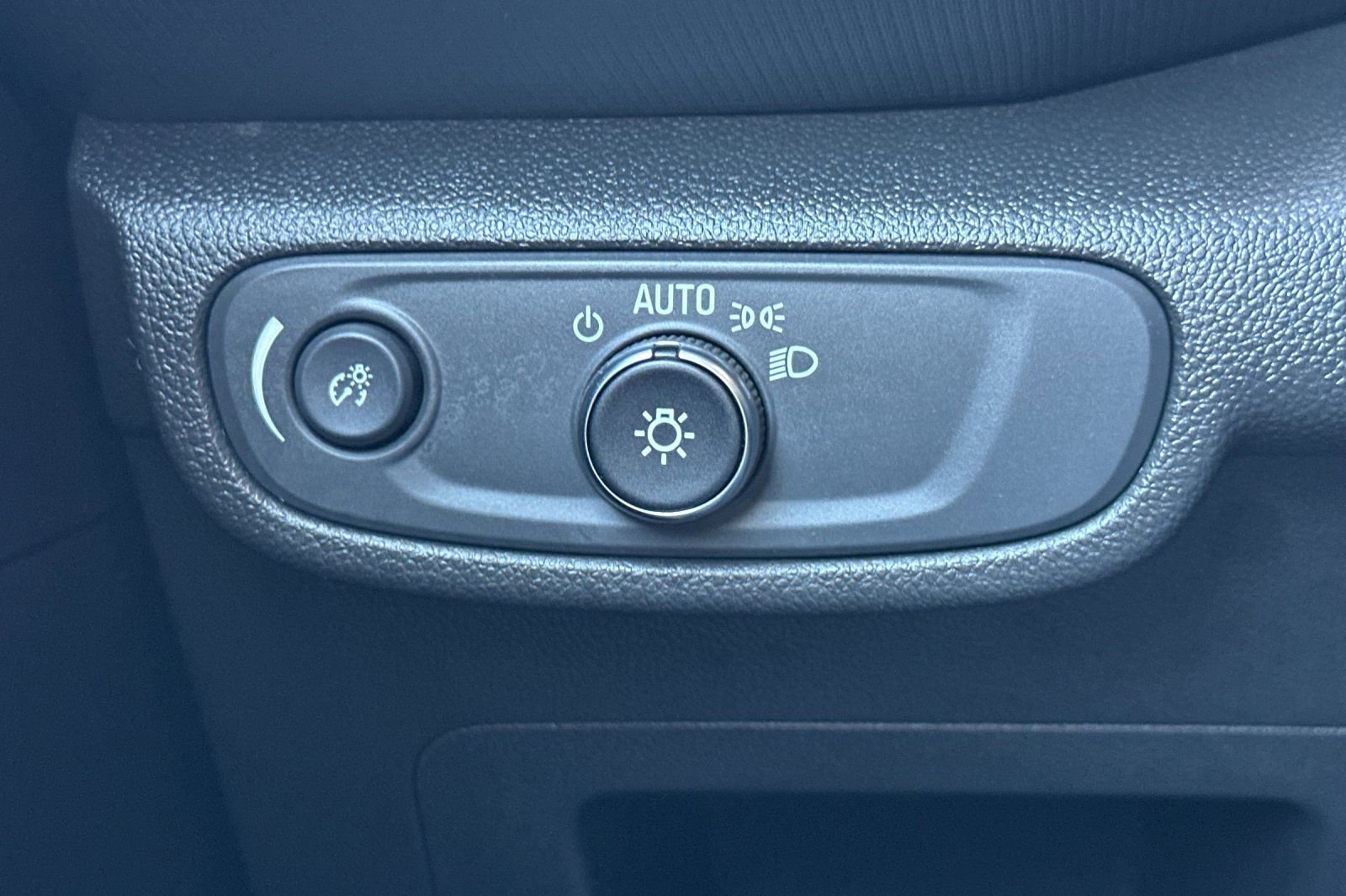 Certified 2021 Chevrolet TrailBlazer LS w/ LPO, Blackout Package image 33