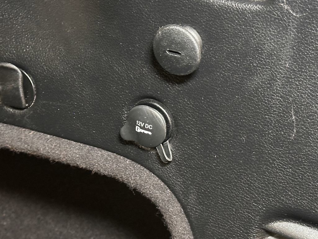 Used 2019 Jeep Grand Cherokee Altitude image 21