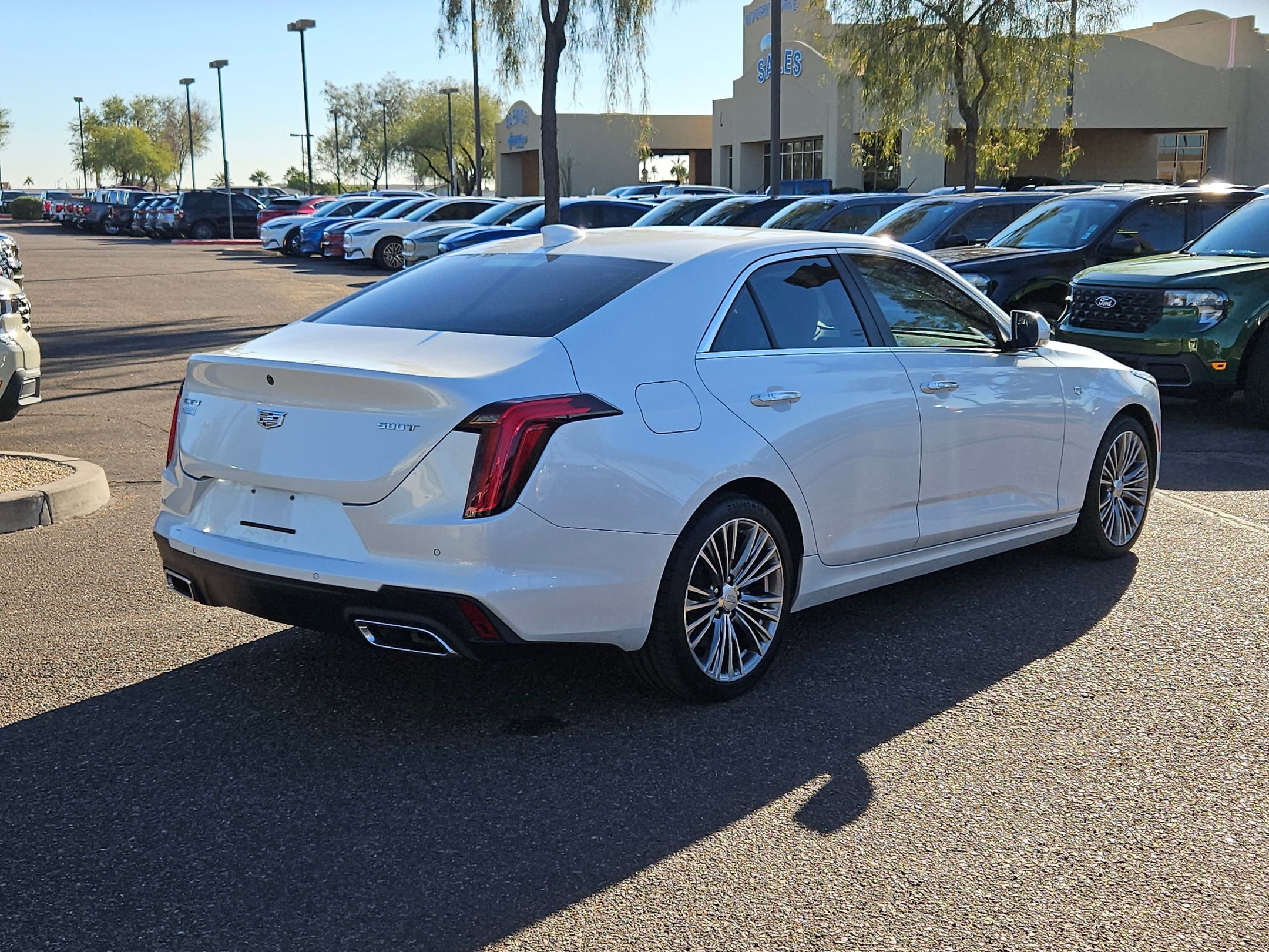 Used 2021 Cadillac CT4 Premium Luxury image 5
