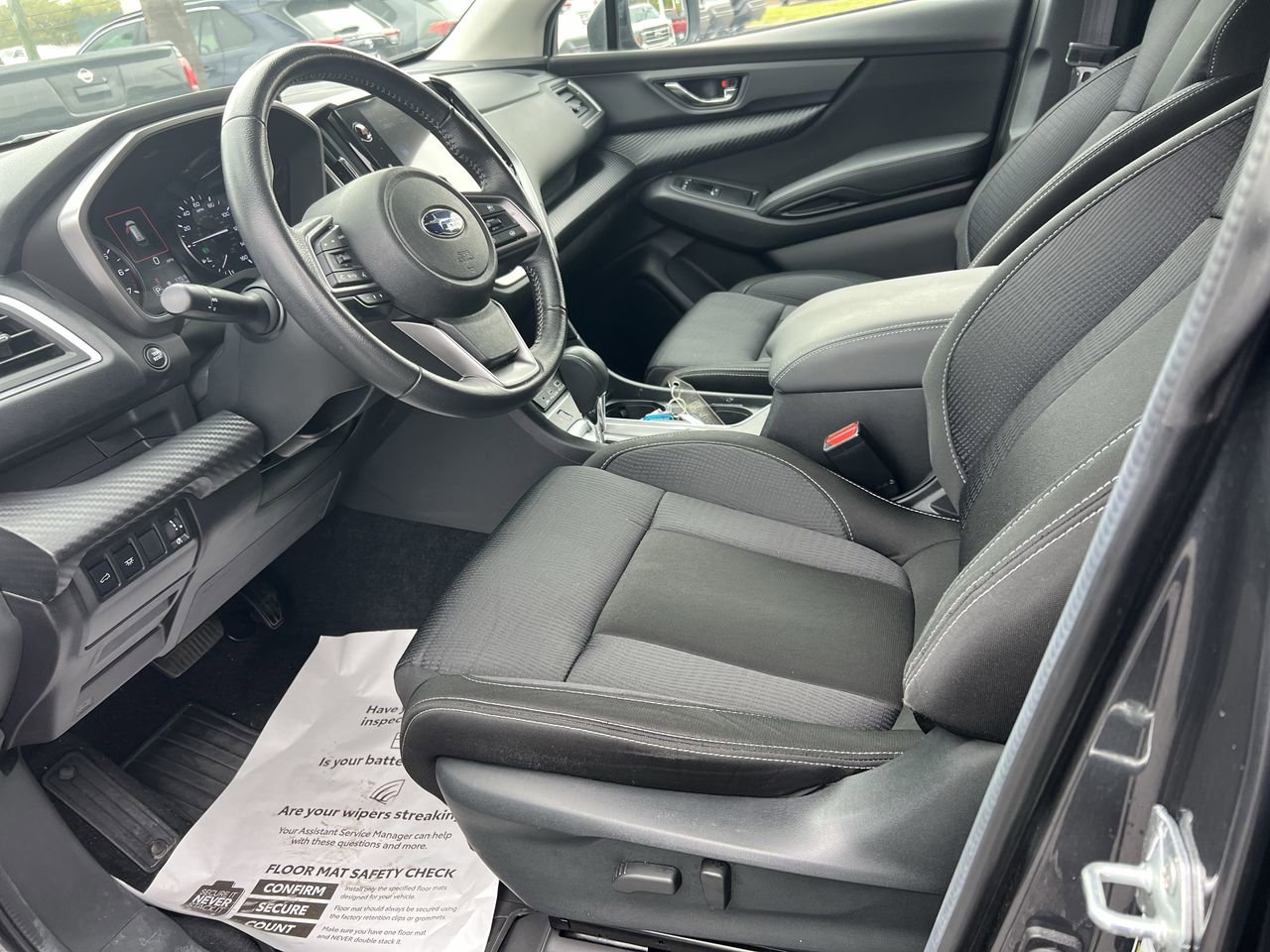 Used 2023 Subaru Ascent Premium w/ Convenience Package image 16