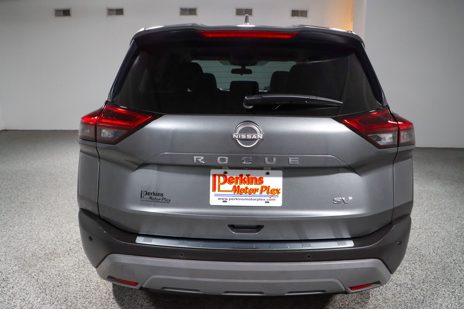 Used 2023 Nissan Rogue SV FWD image 8