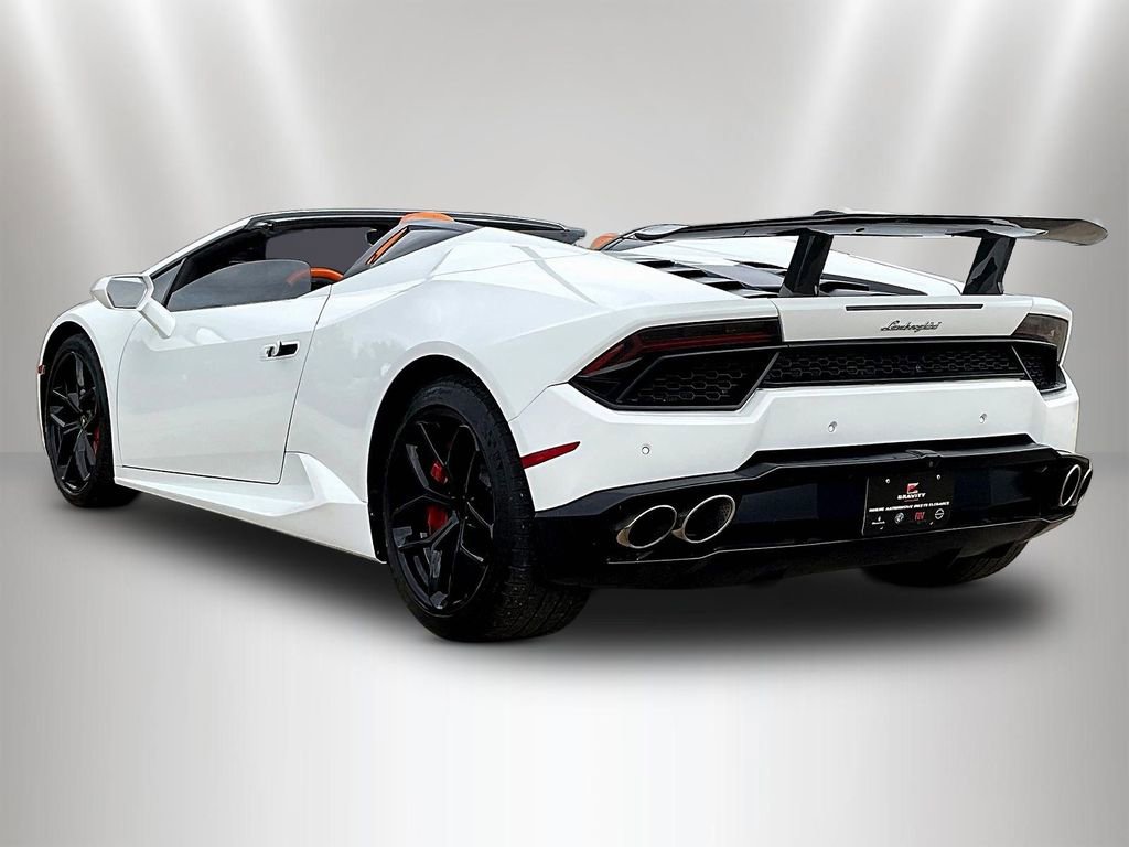 Used 2019 Lamborghini Huracan LP 580-2 RWD image 4