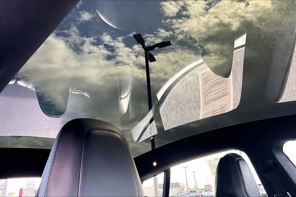 Used 2018 Tesla Model S 100D AWD/4WD image 22