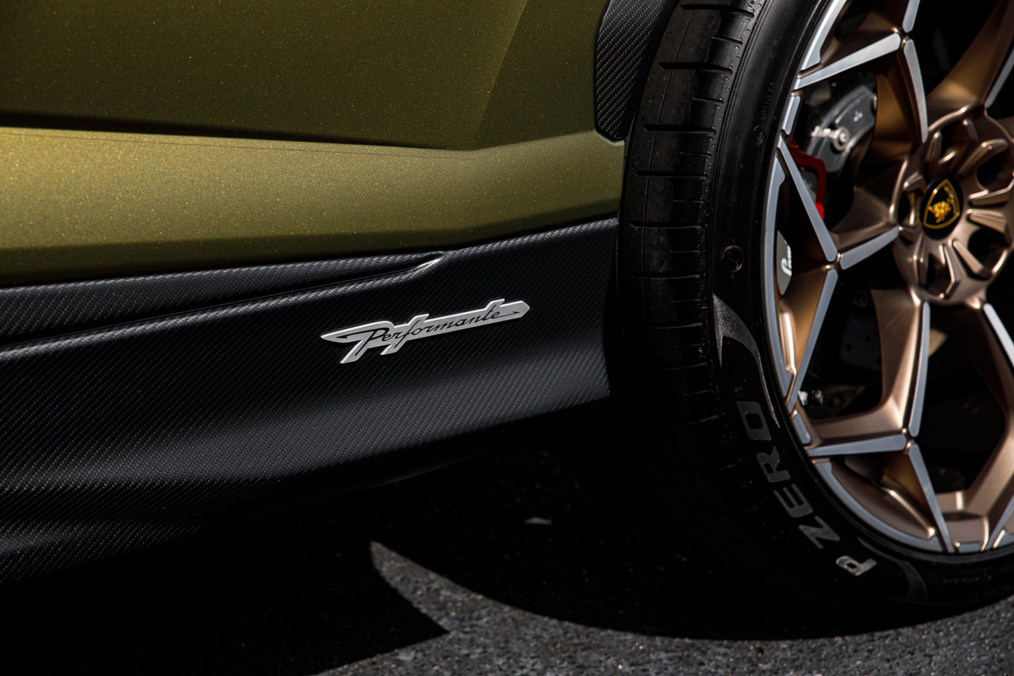 Used 2024 Lamborghini Urus Performante AWD/4WD image 22