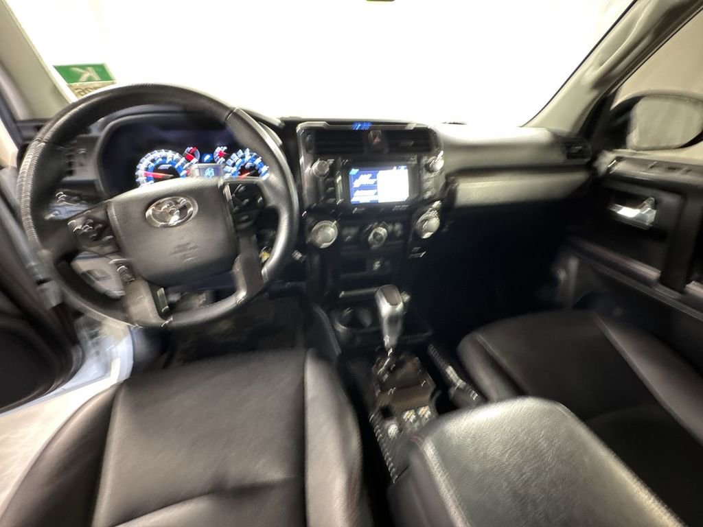 Used 2018 Toyota 4Runner TRD Off-Road Premium w/ Wilderness Package image 15