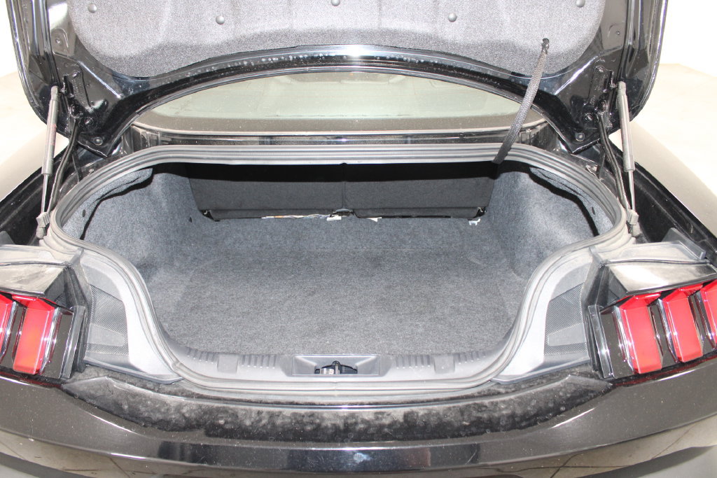Used 2024 Ford Mustang Coupe RWD image 13