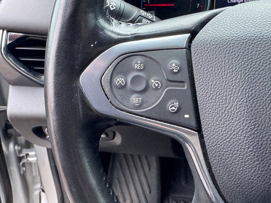 Used 2021 Chevrolet Traverse Premier AWD/4WD image 12