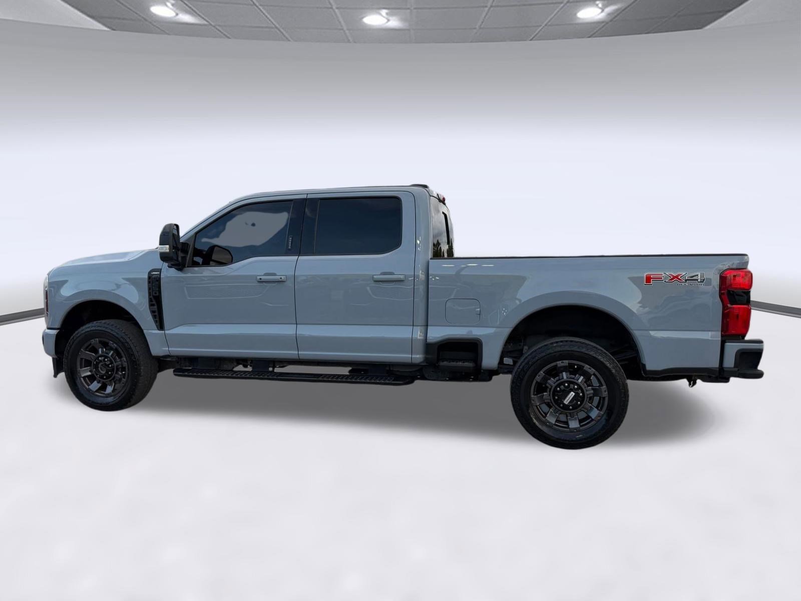 Used 2024 Ford F250 Lariat w/ Lariat Ultimate Package AWD/4WD image 2