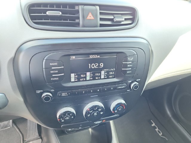 Used 2017 Kia Soul FWD image 29