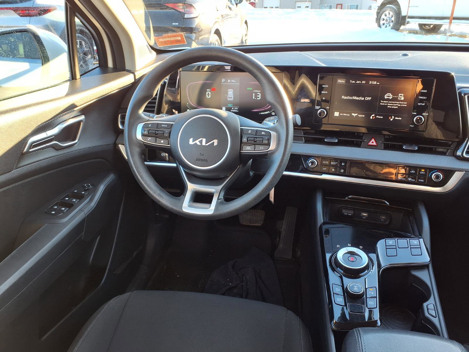 Used 2023 Kia Sportage LX AWD/4WD image 8