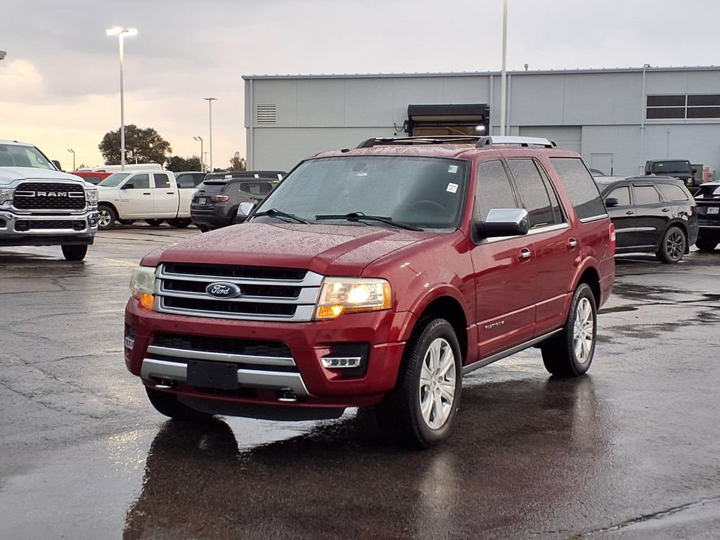 Used 2016 Ford Expedition Platinum AWD/4WD image 2