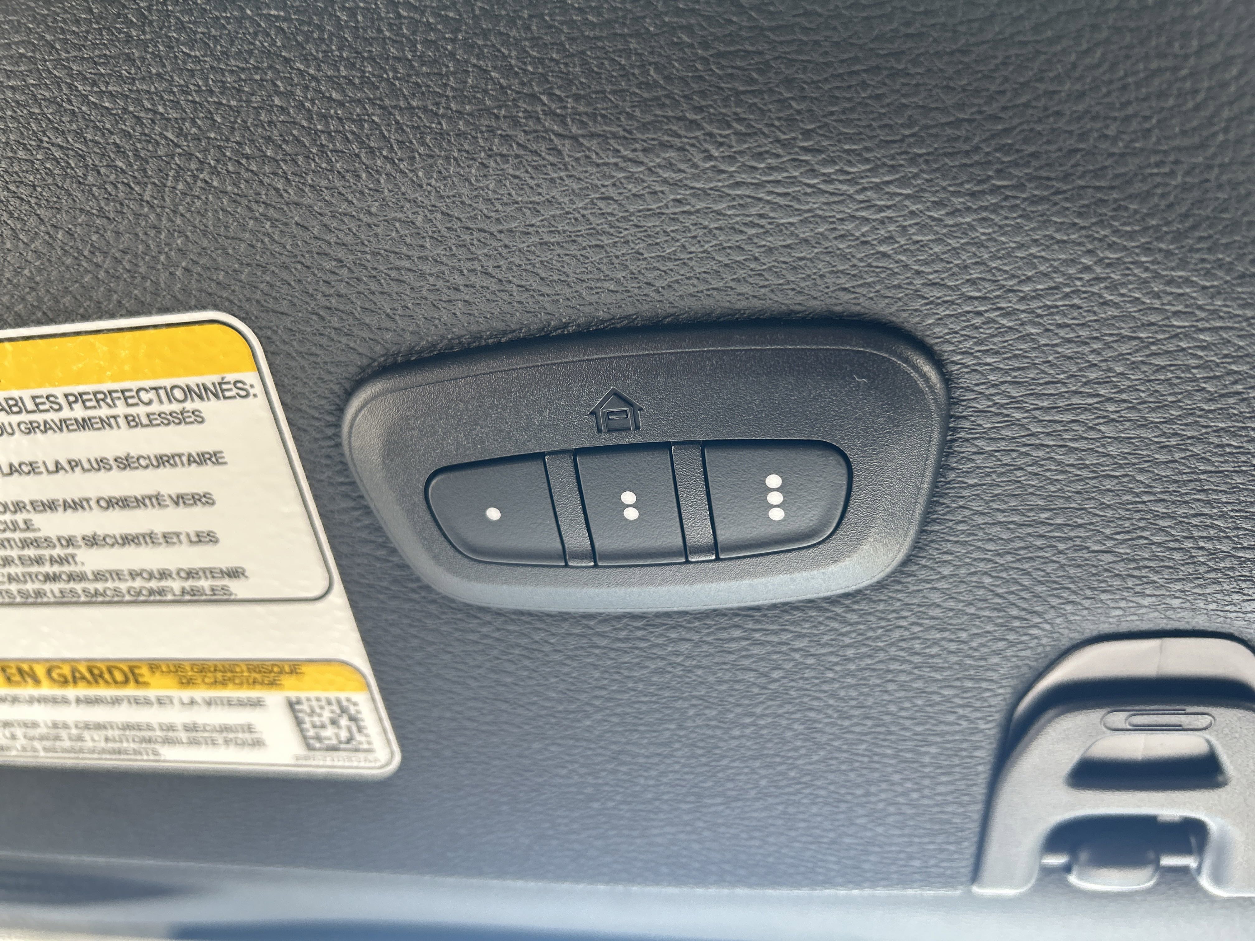 New 2025 Jeep Gladiator Sport image 30