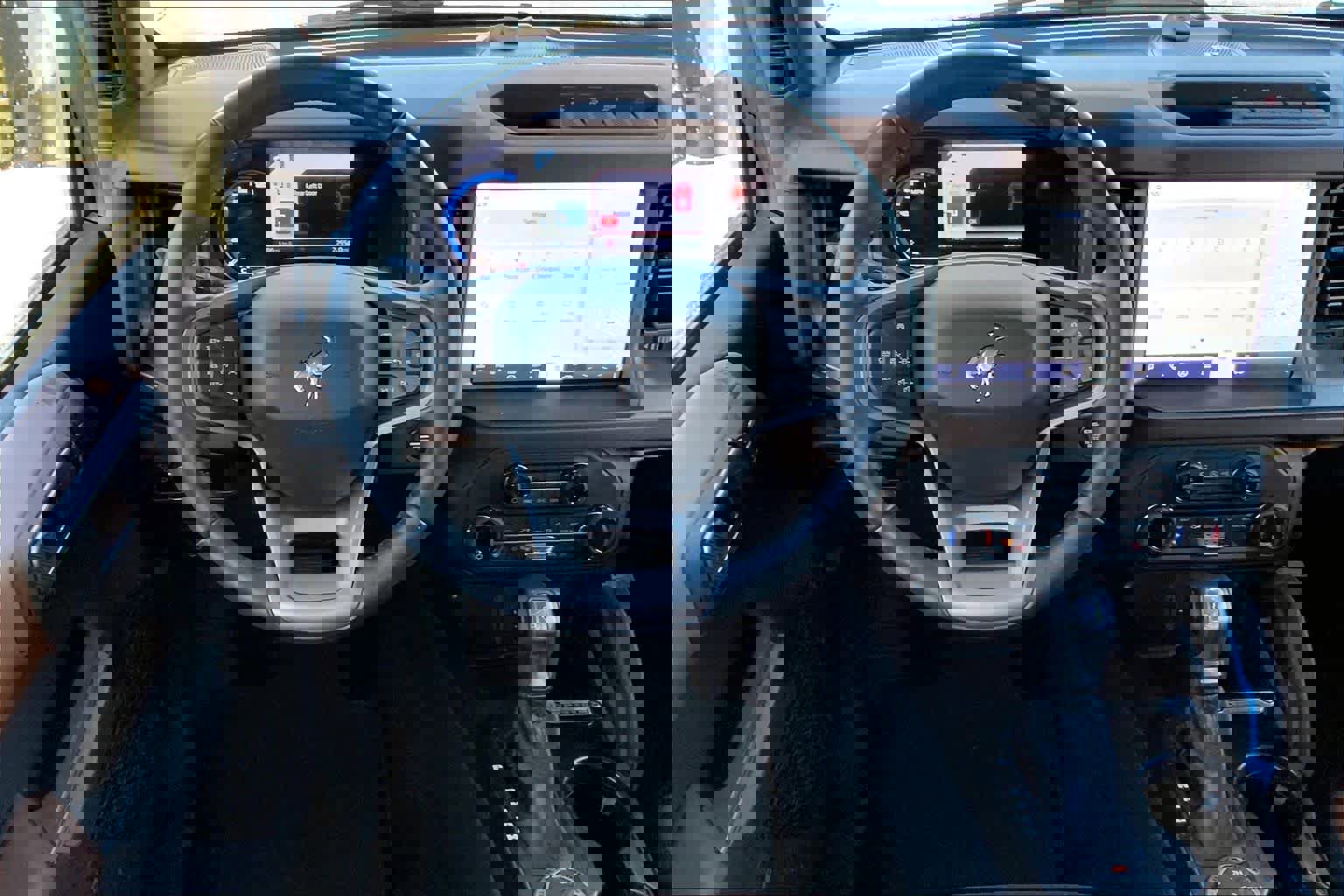 Used 2023 Ford Bronco Outer Banks image 5