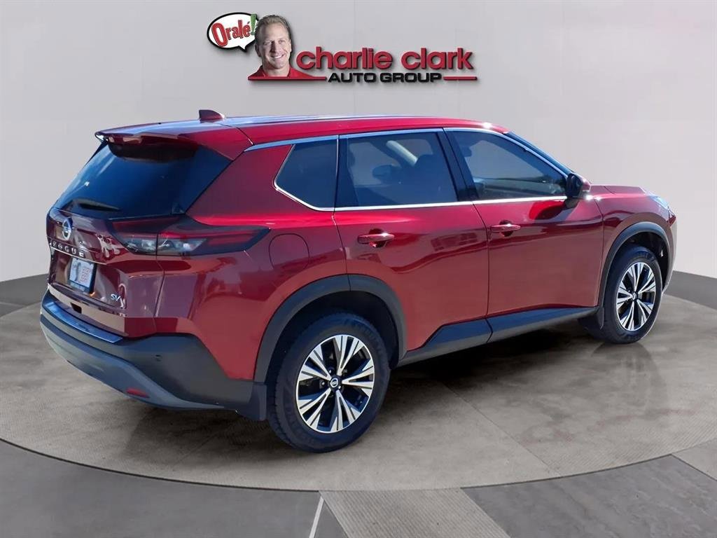 Used 2021 Nissan Rogue SV image 5