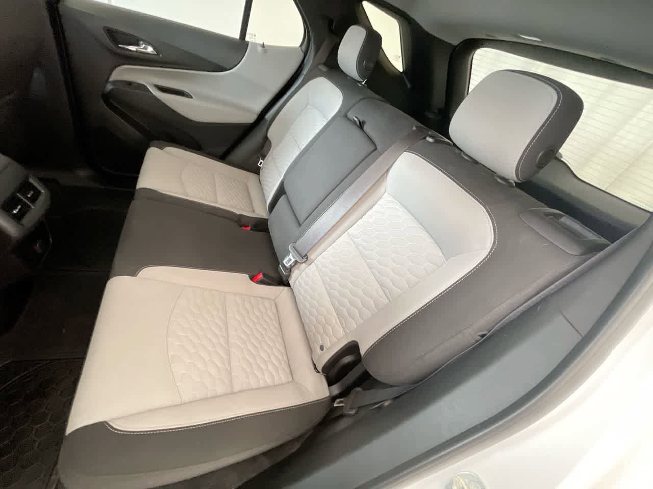 Used 2018 Chevrolet Equinox LS w/ LPO, Cargo Package AWD/4WD image 21
