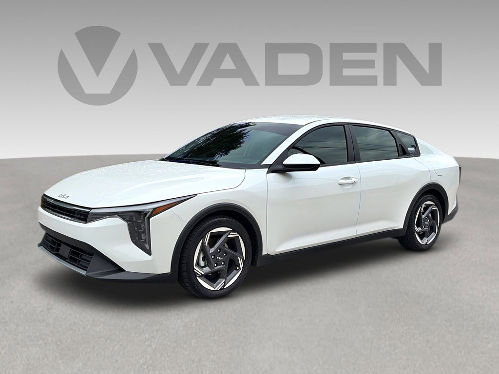Used 2025 Kia K4 EX FWD image 1