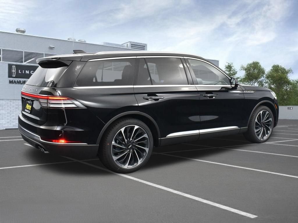 New 2026 Lincoln Aviator Reserve AWD/4WD image 4