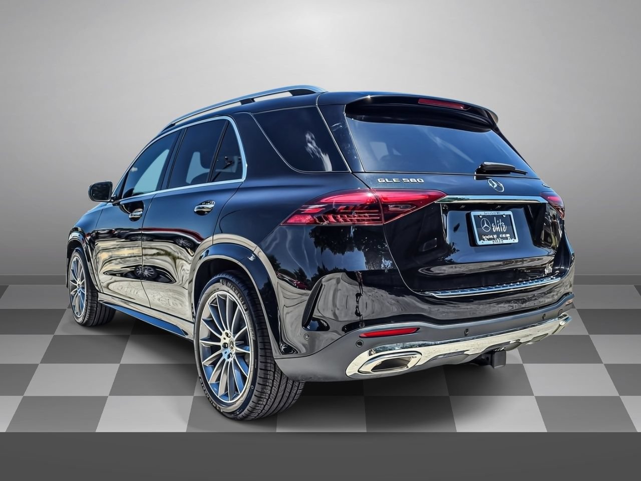 Used 2026 Mercedes-Benz GLE 580 4MATIC image 4