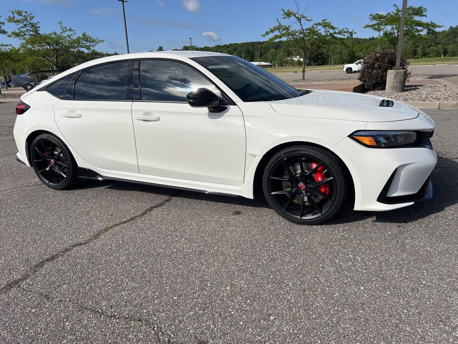 Used 2025 Honda Civic Type R image 8