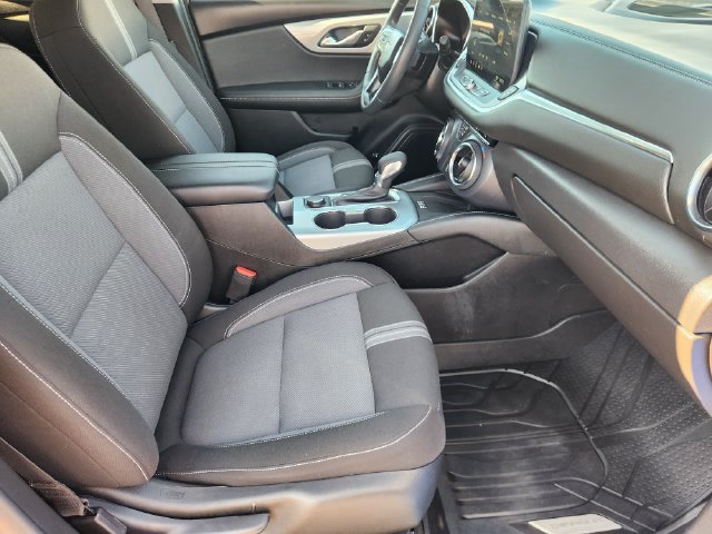 Used 2024 Chevrolet Blazer LT w/ Convenience Package FWD image 14