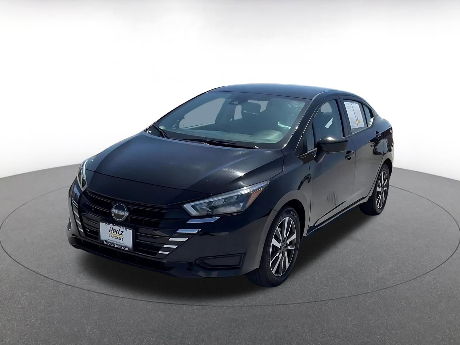 Used 2025 Nissan Versa SV FWD image 7