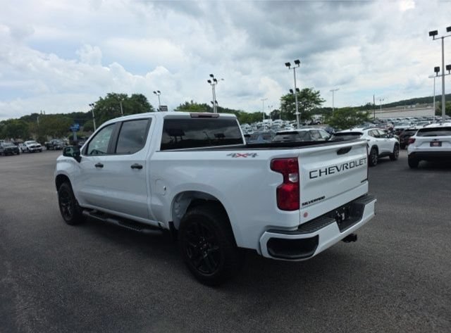 New 2026 Chevrolet Silverado 1500 Custom w/ Turbomax Blackout Package AWD/4WD image 4