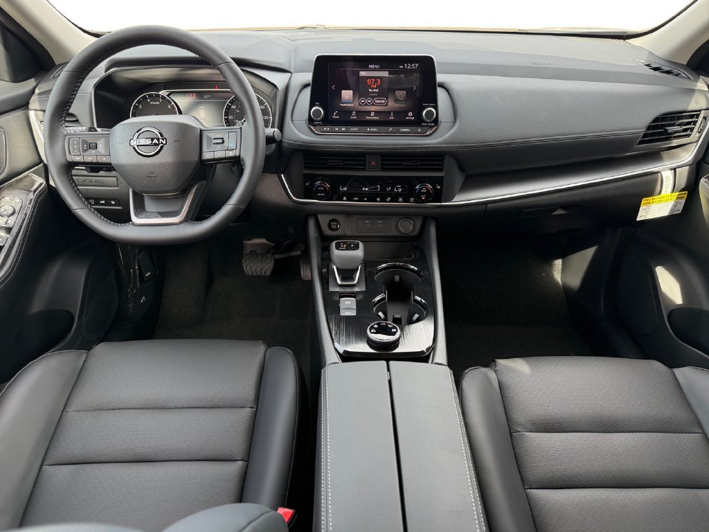 New 2027 Nissan Rogue Dark Armor AWD/4WD image 11