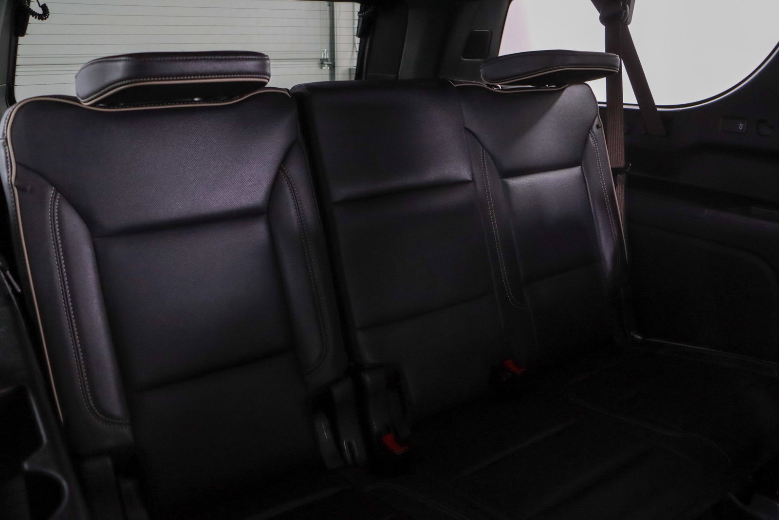 Used 2025 GMC Yukon XL Elevation w/ Elevation Premium Package image 35