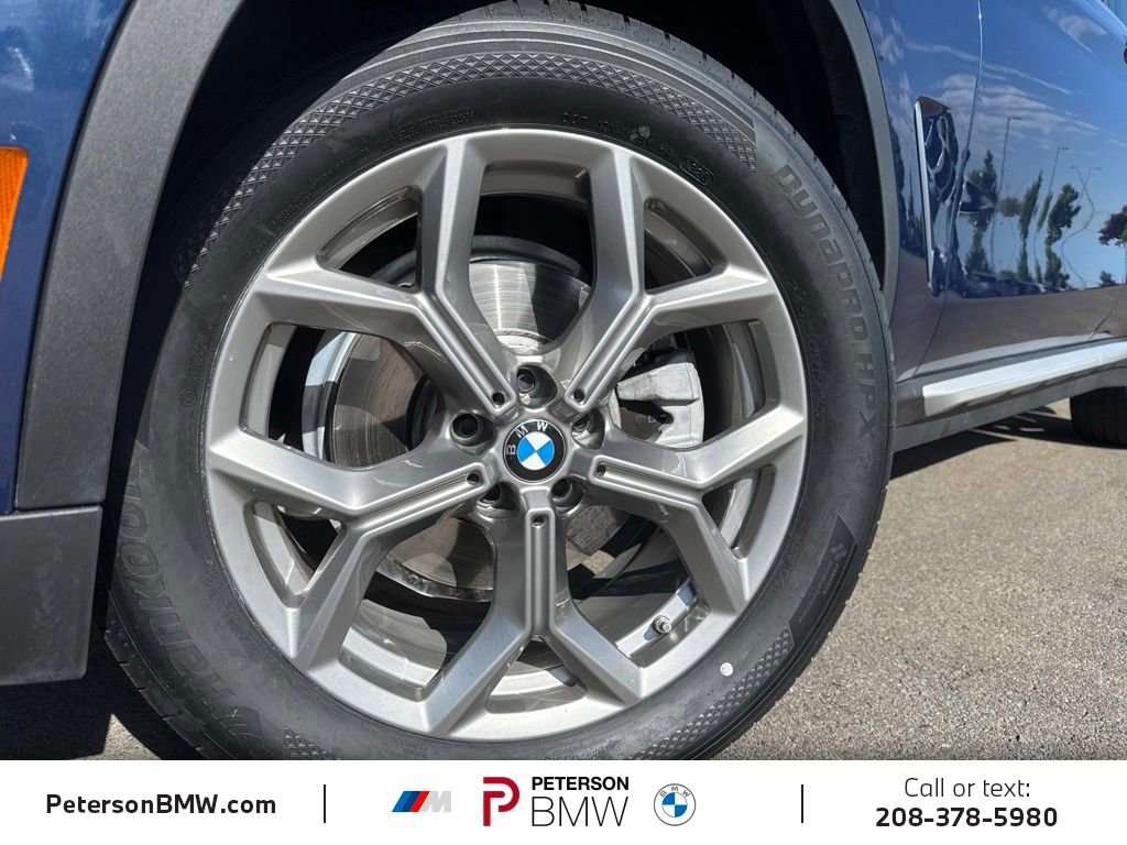 Used 2024 BMW X3 xDrive30i w/ Premium Package AWD/4WD image 38