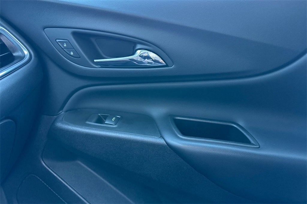 Used 2024 Chevrolet Equinox LT image 21