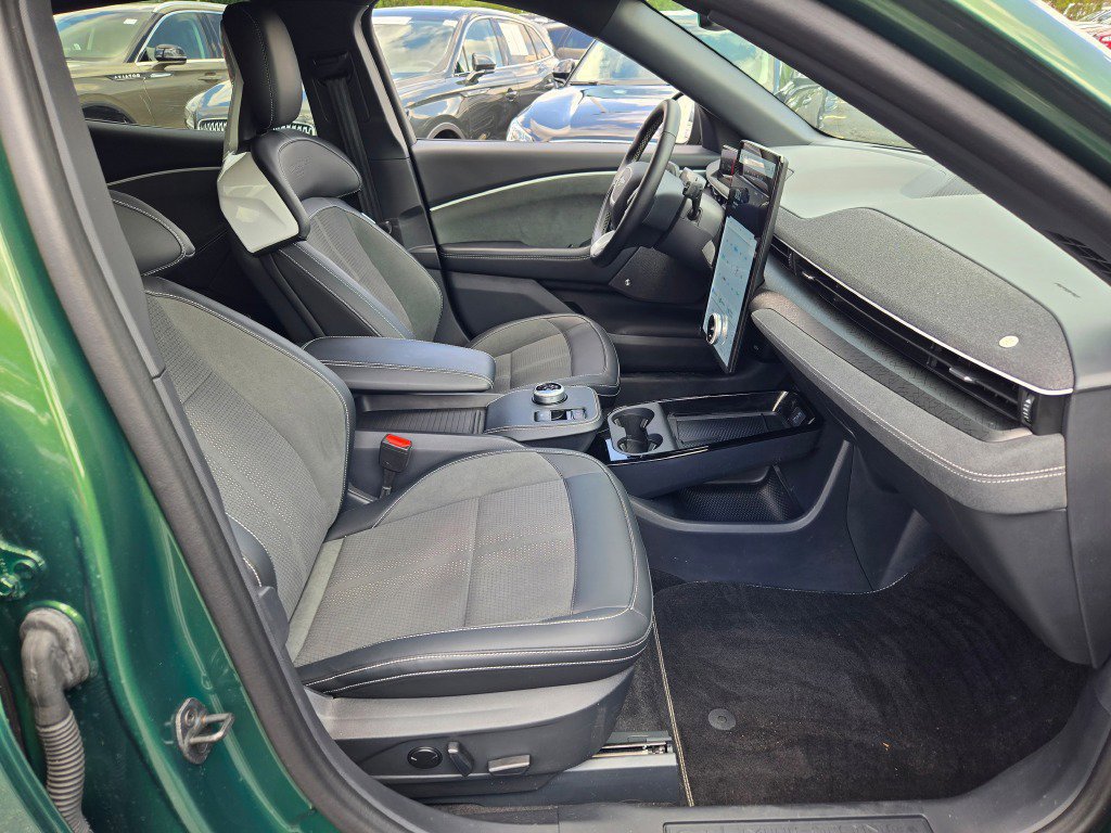 Used 2024 Ford Mustang Mach-E GT AWD/4WD image 5