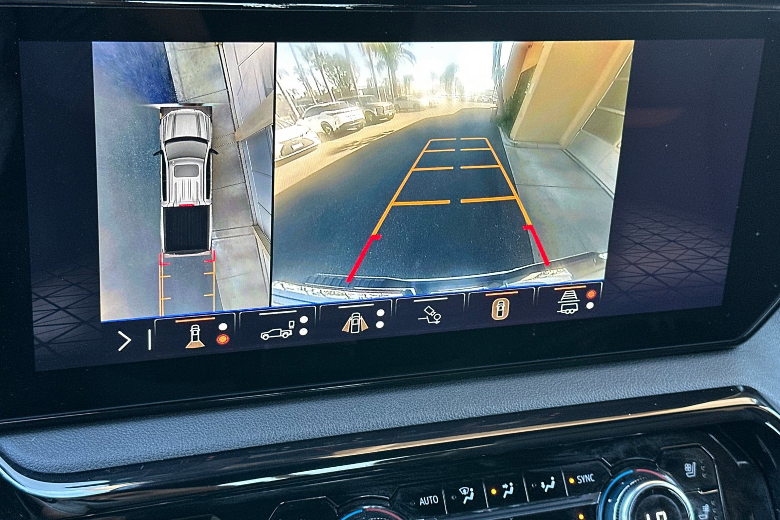 Certified 2025 GMC Sierra 1500 AT4 AWD/4WD image 19