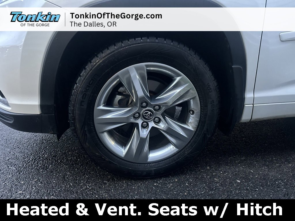 Used 2016 Toyota Highlander Limited image 11