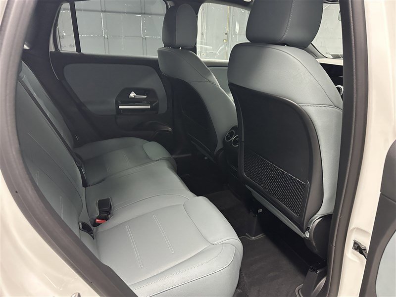 Used 2026 Mercedes-Benz GLA 250 4MATIC image 12