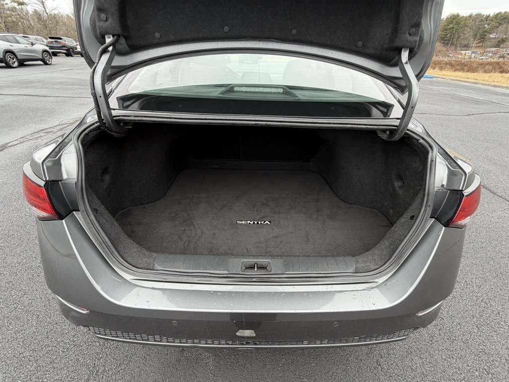 Used 2024 Nissan Sentra SV image 15
