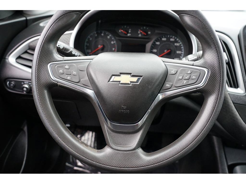 Used 2020 Chevrolet Malibu LS image 23