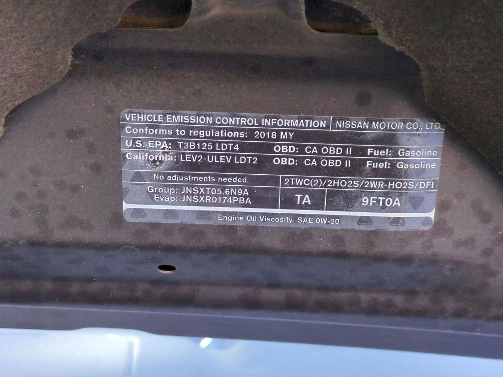 Used 2018 Nissan Titan SL AWD/4WD image 25