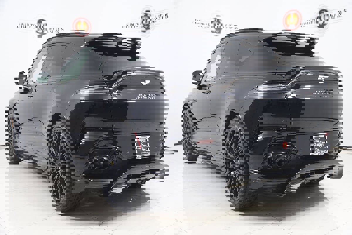 Used 2023 Aston Martin DBX 707 image 4