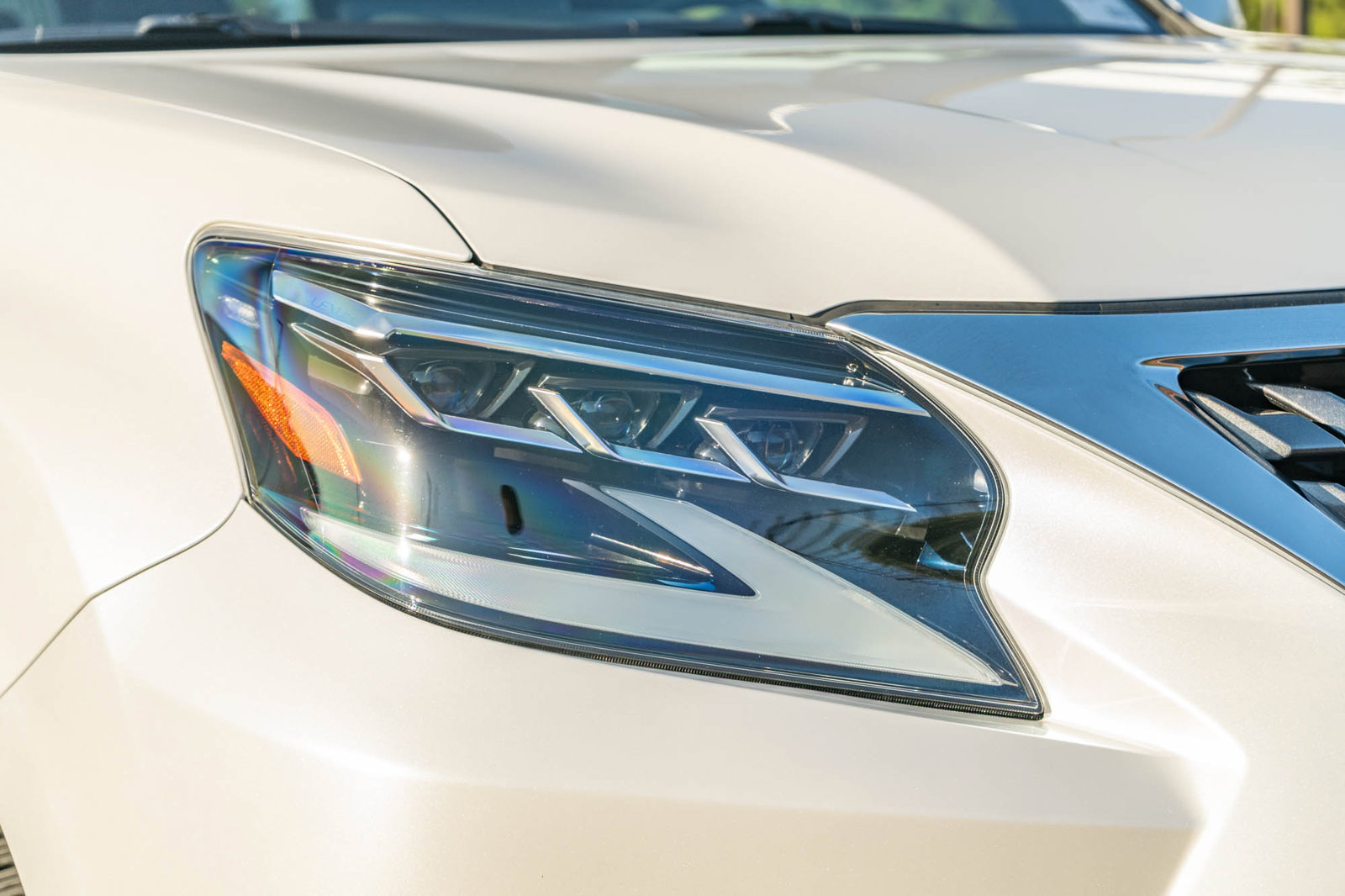 Used 2023 Lexus GX 460 Premium w/ Premium Package AWD/4WD image 13