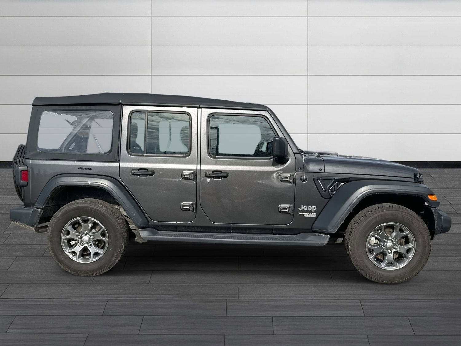 Used 2018 Jeep Wrangler Unlimited Sport image 3