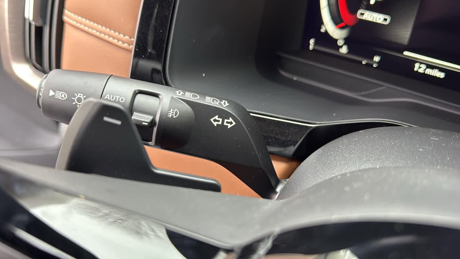 New 2025 Nissan Pathfinder Platinum w/ Cargo Package image 32