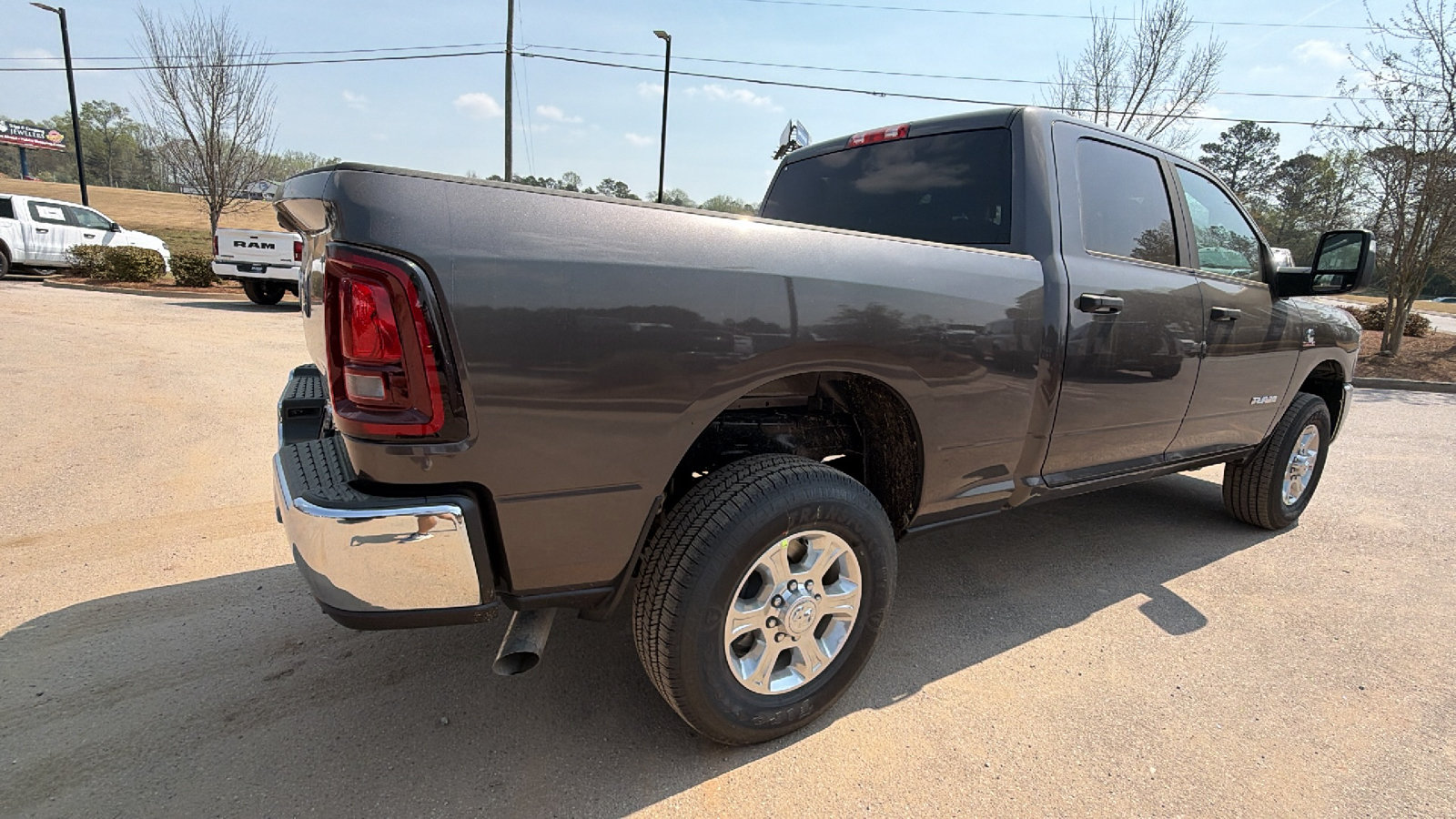 New 2026 RAM 2500 Big Horn AWD/4WD image 8