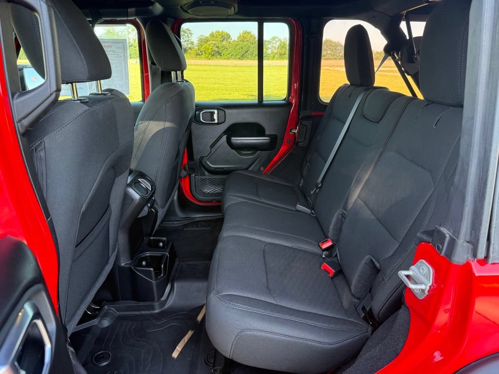 Used 2021 Jeep Wrangler Unlimited Sport AWD/4WD image 16
