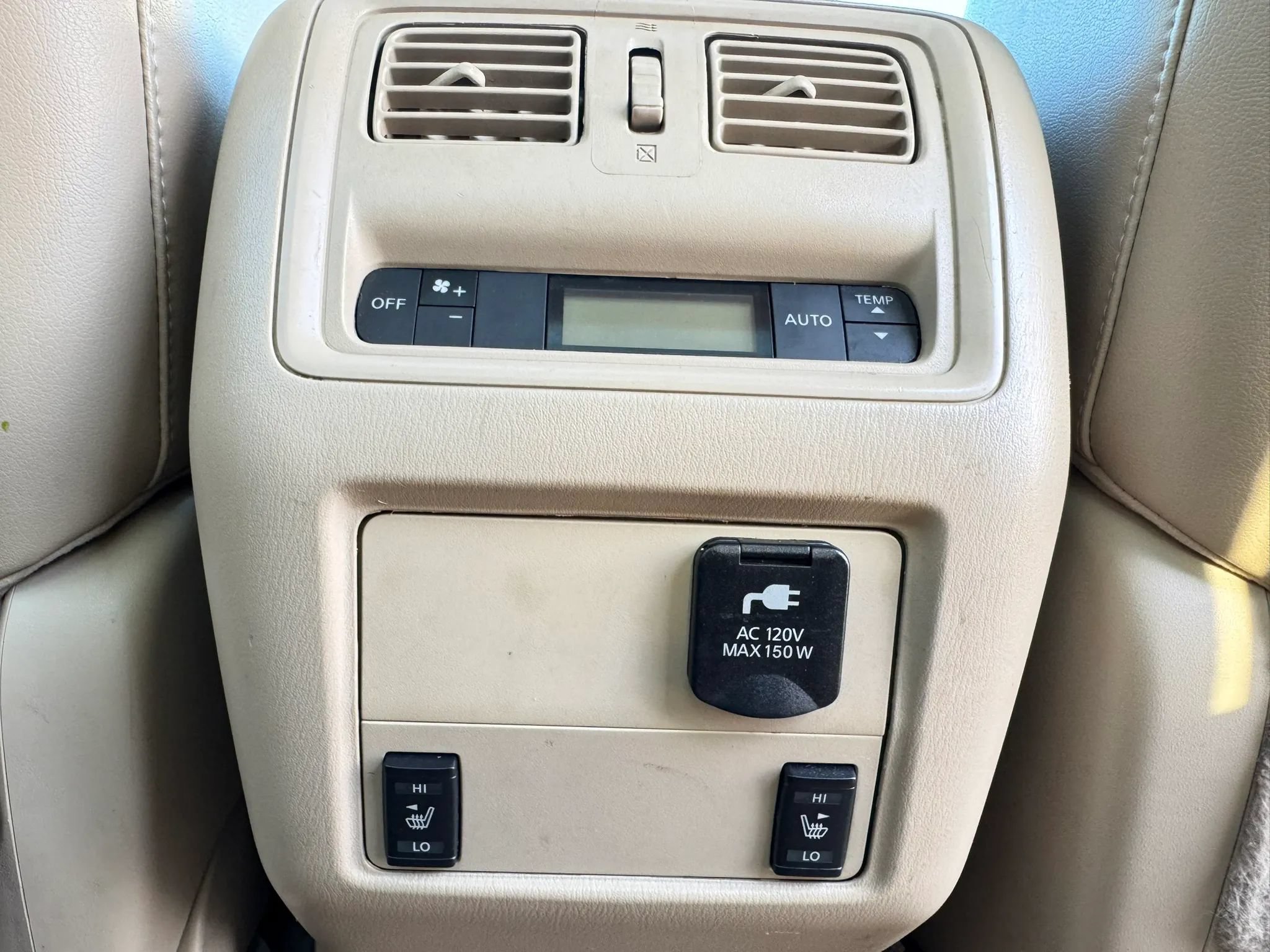 Used 2013 Nissan Pathfinder SL w/ SL Premium Pkg FWD image 17