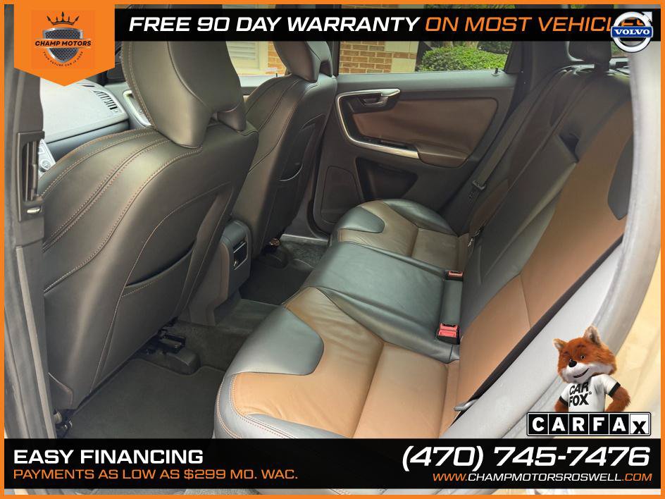 Used 2015 Volvo XC60 T5 Premier w/ Proximity Package FWD image 16