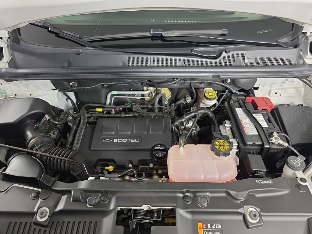 Used 2019 Chevrolet Trax LT w/ LT Convenience Package image 9