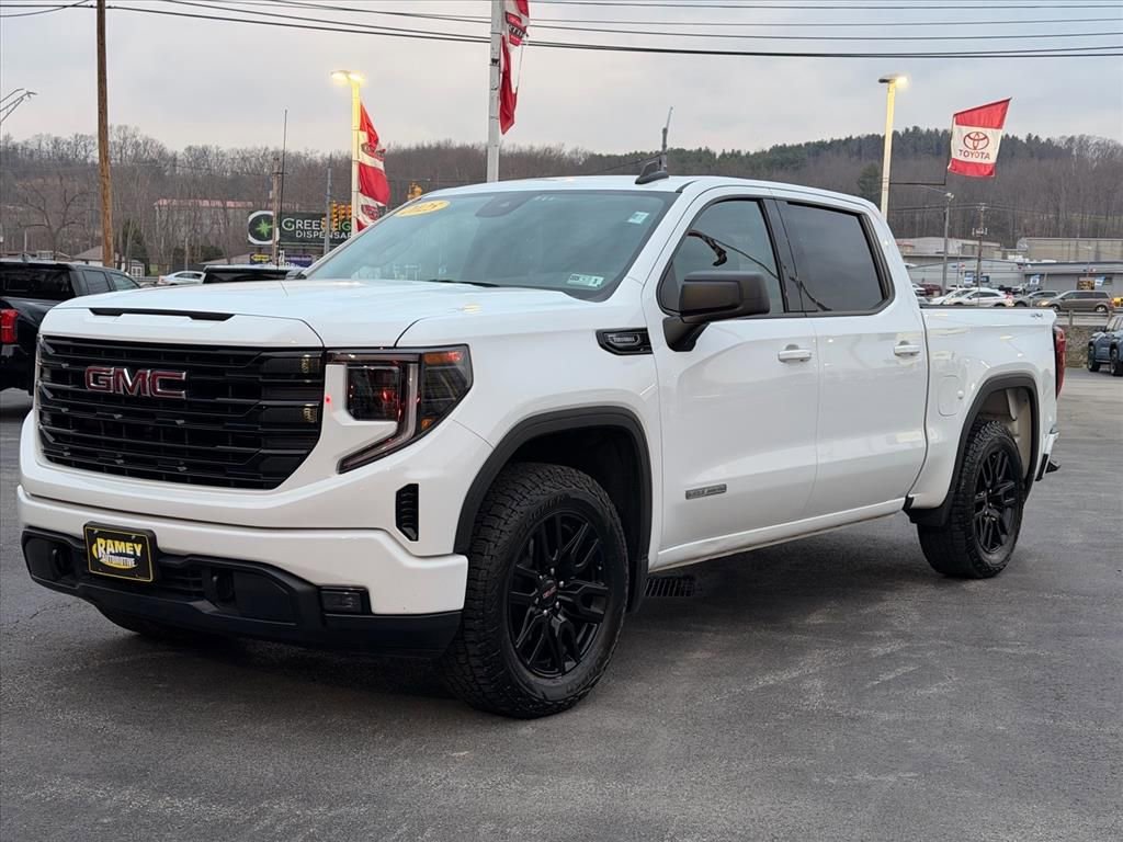 Used 2025 GMC Sierra 1500 Elevation image 9