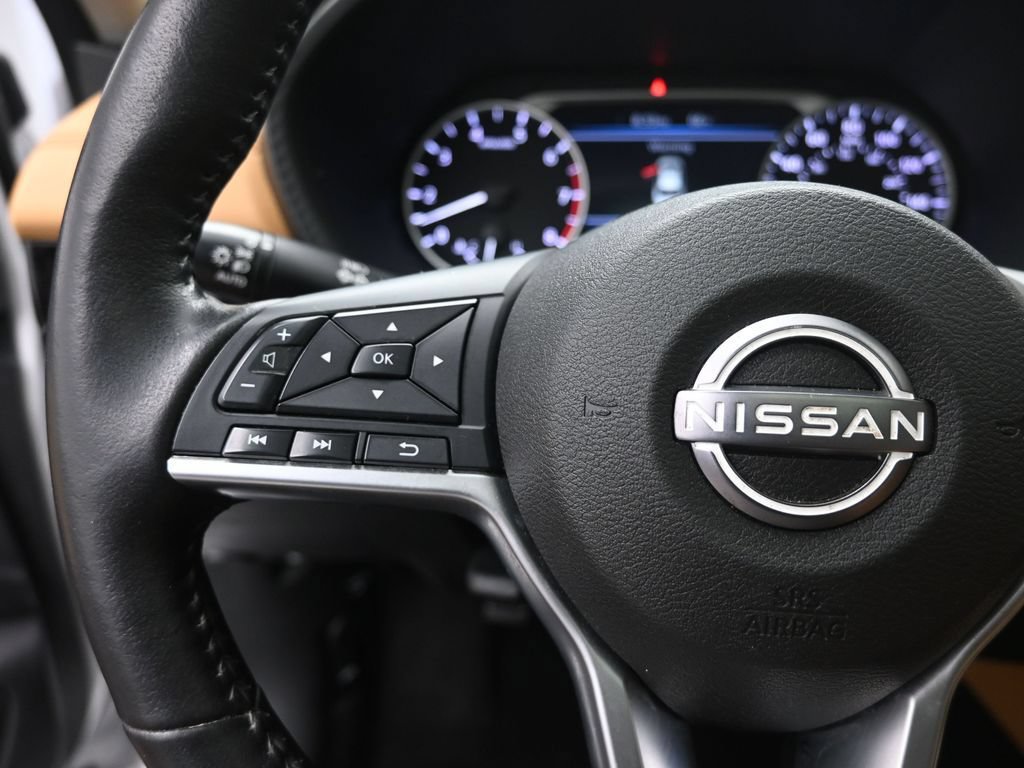 Used 2024 Nissan Sentra SV w/ SV Premium Package FWD image 15